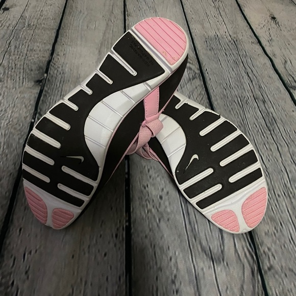 Nike Brown/ Pink Mary Janes Size 4 - Picture 6 of 6